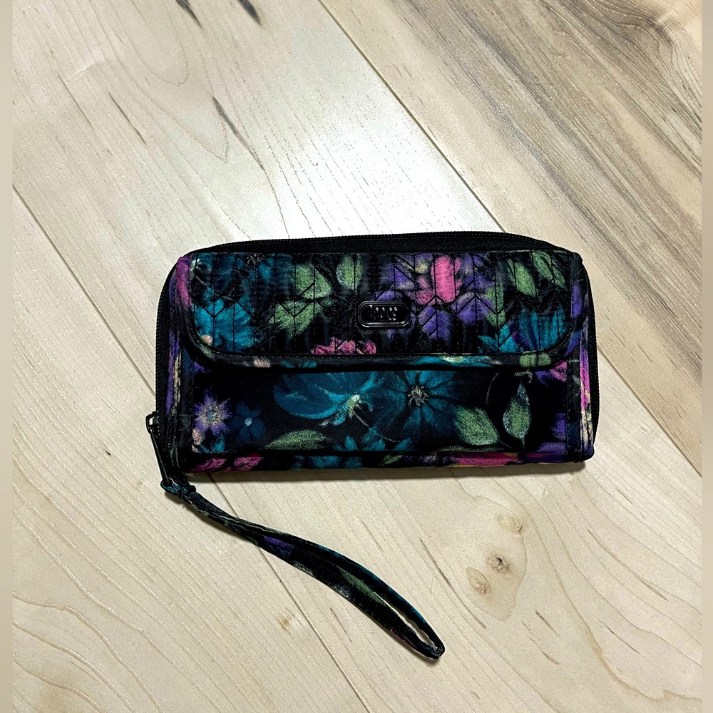 LUG - Kickflip Wallet in Bloom Black with Attachable Crossbody Strap